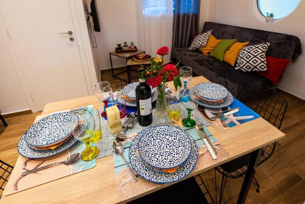 Lemon Garden Stylish Private Apartment Kalamata Bagian luar foto