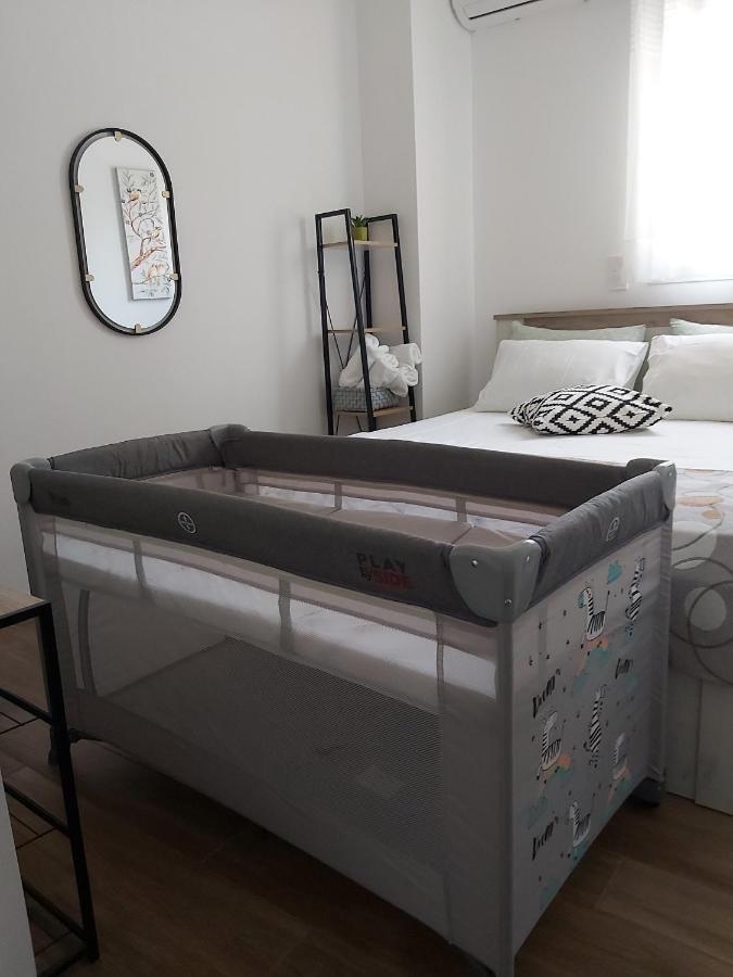 Lemon Garden Stylish Private Apartment Kalamata Bagian luar foto